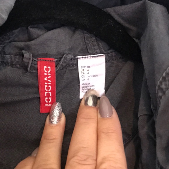 H&M Grey Jacket great for Spring! - Picture 2 of 3